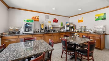 Free daily continental breakfast