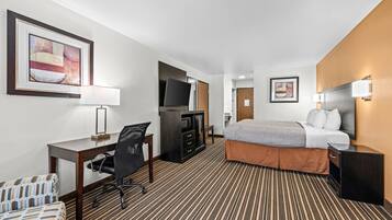 Quarto standard, 1 cama King, para não fumantes | Escrivaninha, ferros/tábuas de passar roupa, Wi-Fi de cortesia
