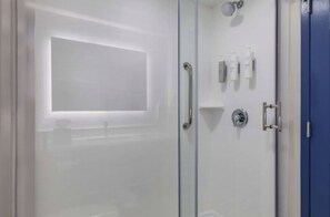 エジプト綿のシーツ、高級寝具、アイロン / アイロン台、WiFi (無料)