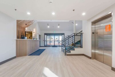 Days Inn by Wyndham Thornton