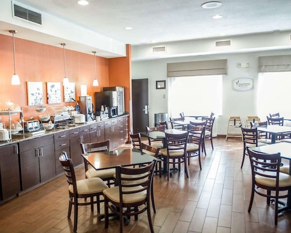 Free buffet breakfast