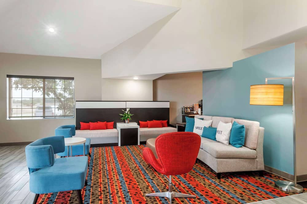 luxury hotels in Kansas