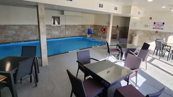 Inomhuspool