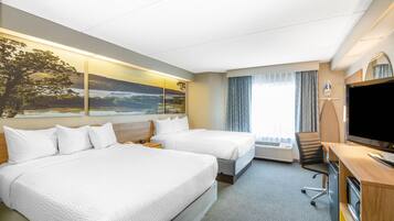 Schreibtisch, laptopgeeigneter Arbeitsplatz, Bügeleisen/Bügelbrett