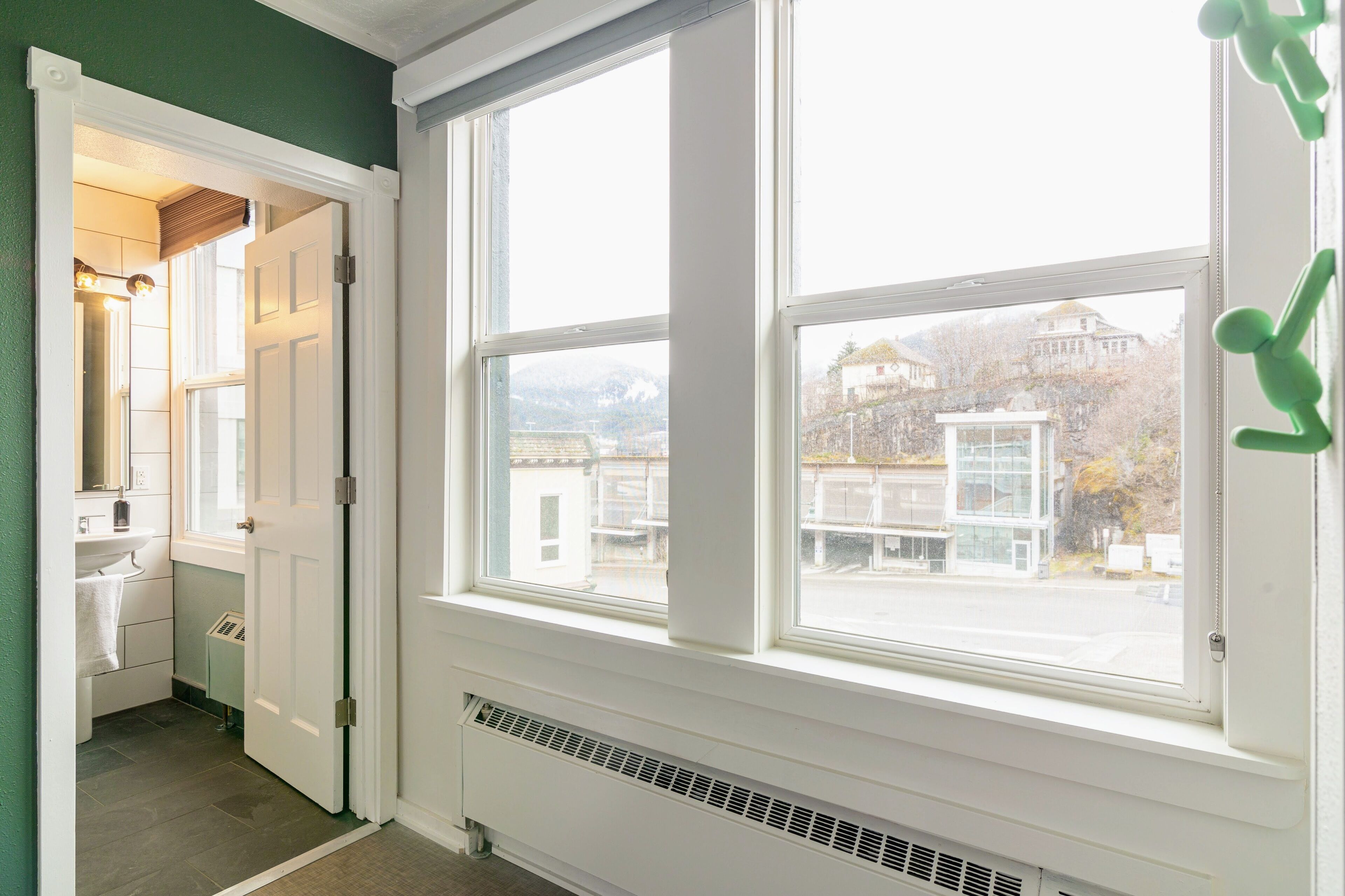 superior queen | view from room