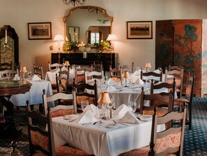Dining room - Arizona Inn  (Tucson)