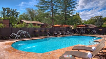 Outdoor pool, sun loungers