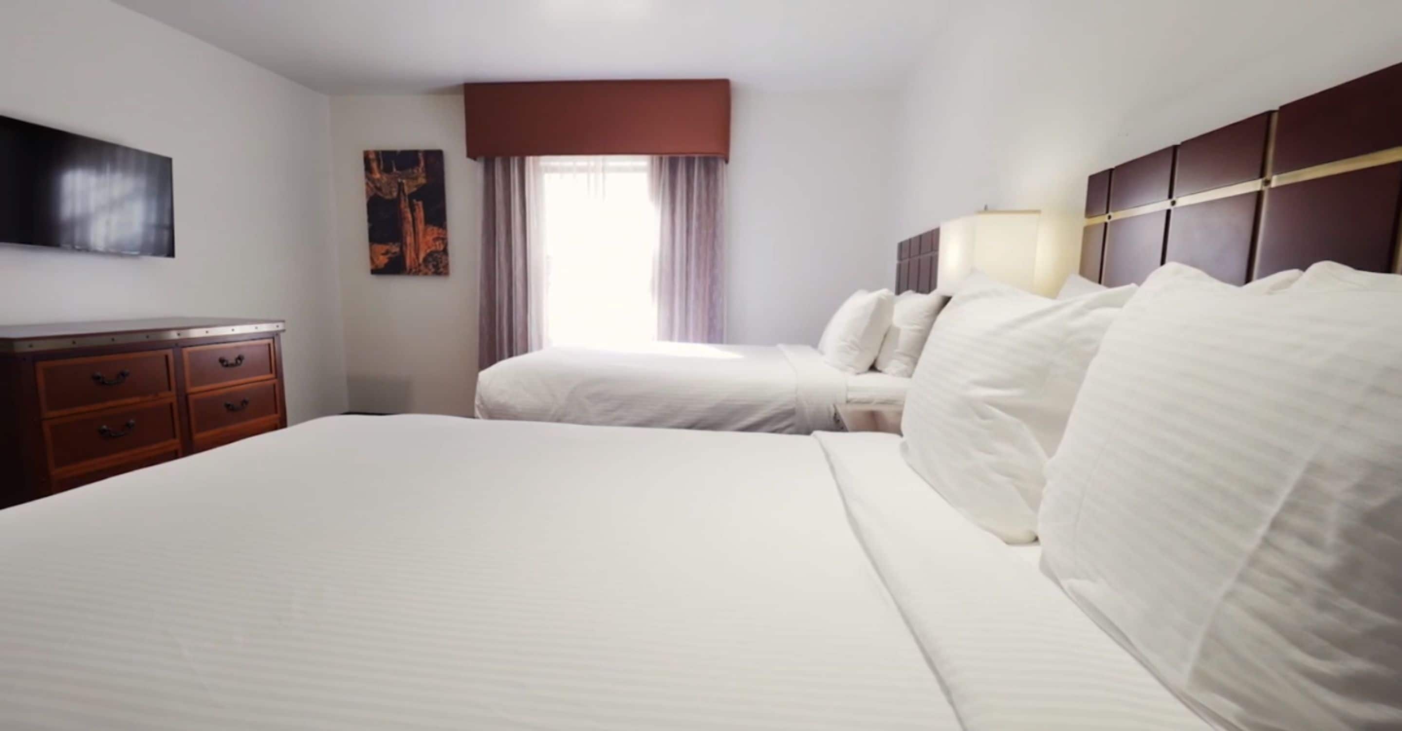 standard suite, 2 bedrooms | extra beds