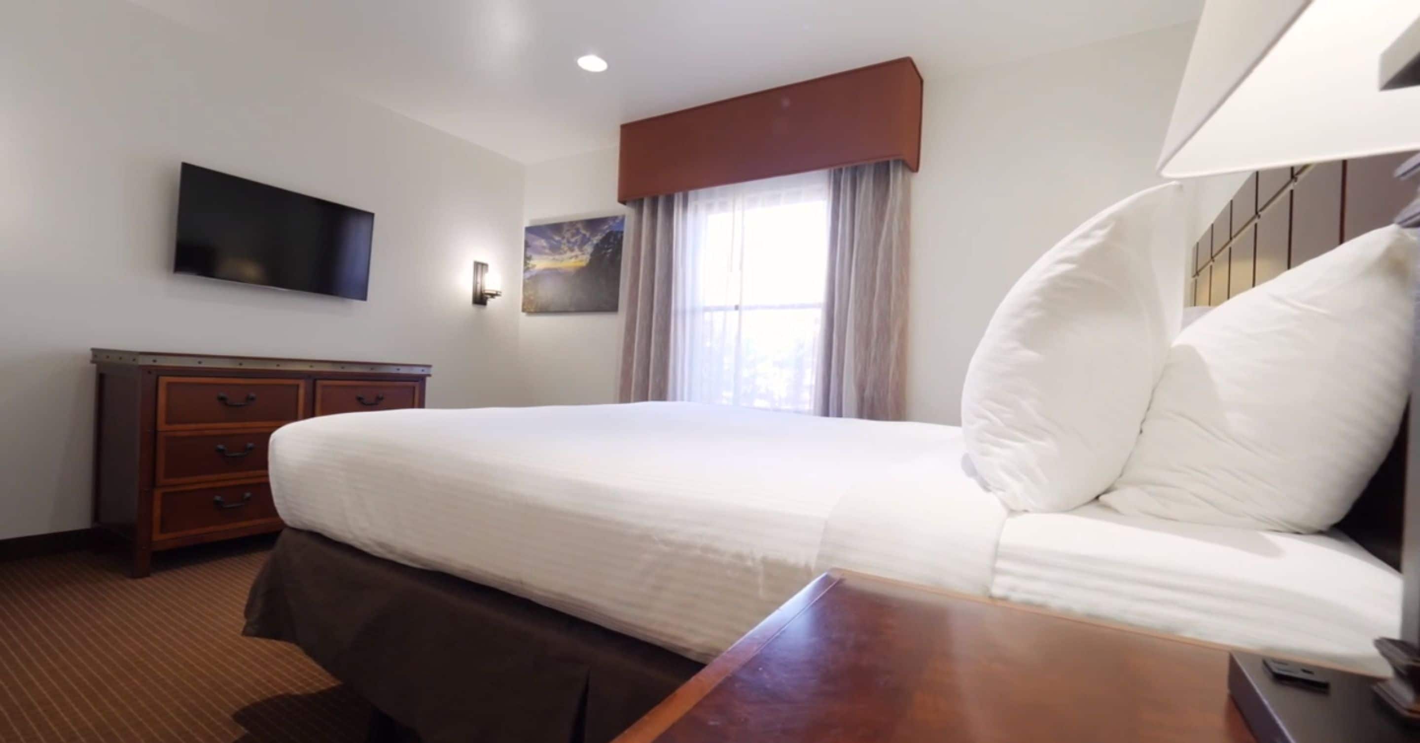 standard suite, 2 bedrooms | extra beds