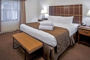 客房內保險箱、書桌、熨斗/熨衣板、無線上網