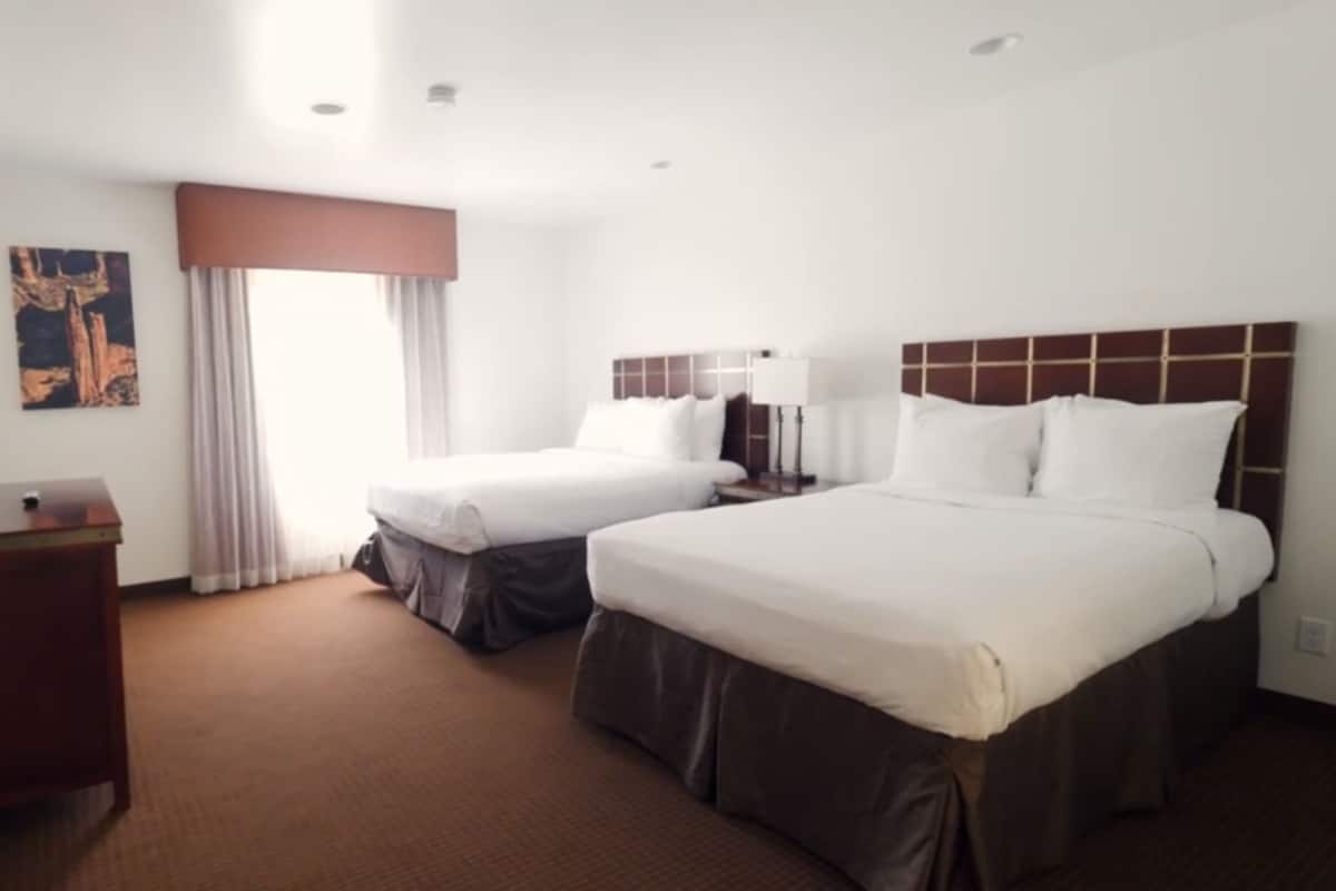 Standard Suite, 2 Bedrooms | Extra beds