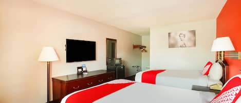 1 bedroom, desk, iron/ironing board, free rollaway beds