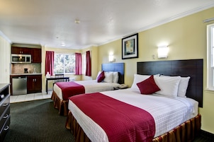 Desk, iron/ironing board, free WiFi, bed sheets