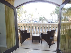 Suite, uitzicht op oceaan | Balkon