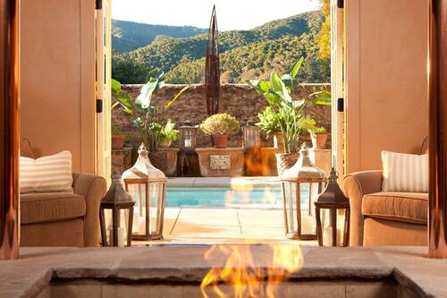Couples treatment rooms, sauna, hot tub, steam room, Turkish bath