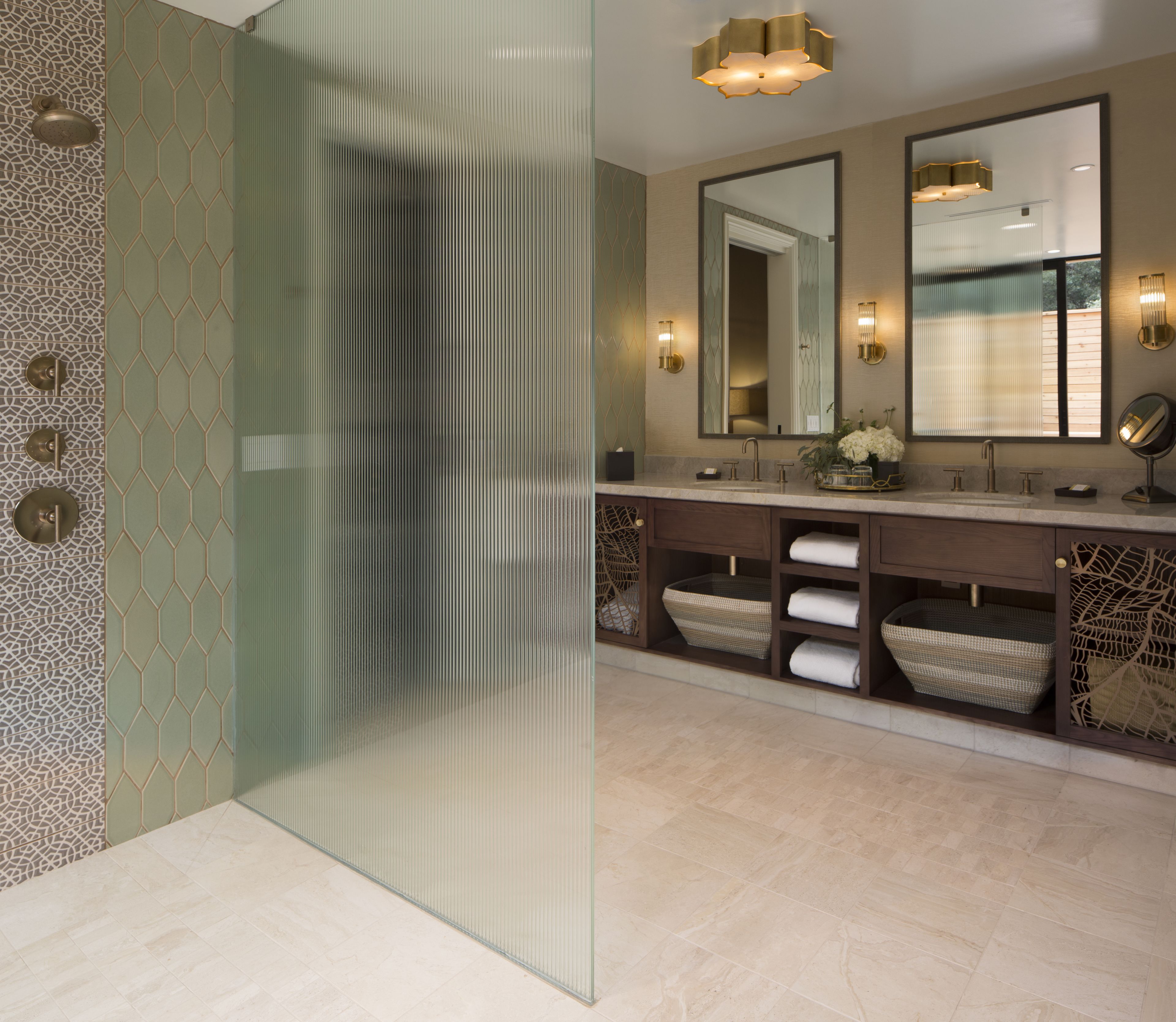 separate bathtub and shower, deep-soaking bathtub, free toiletries