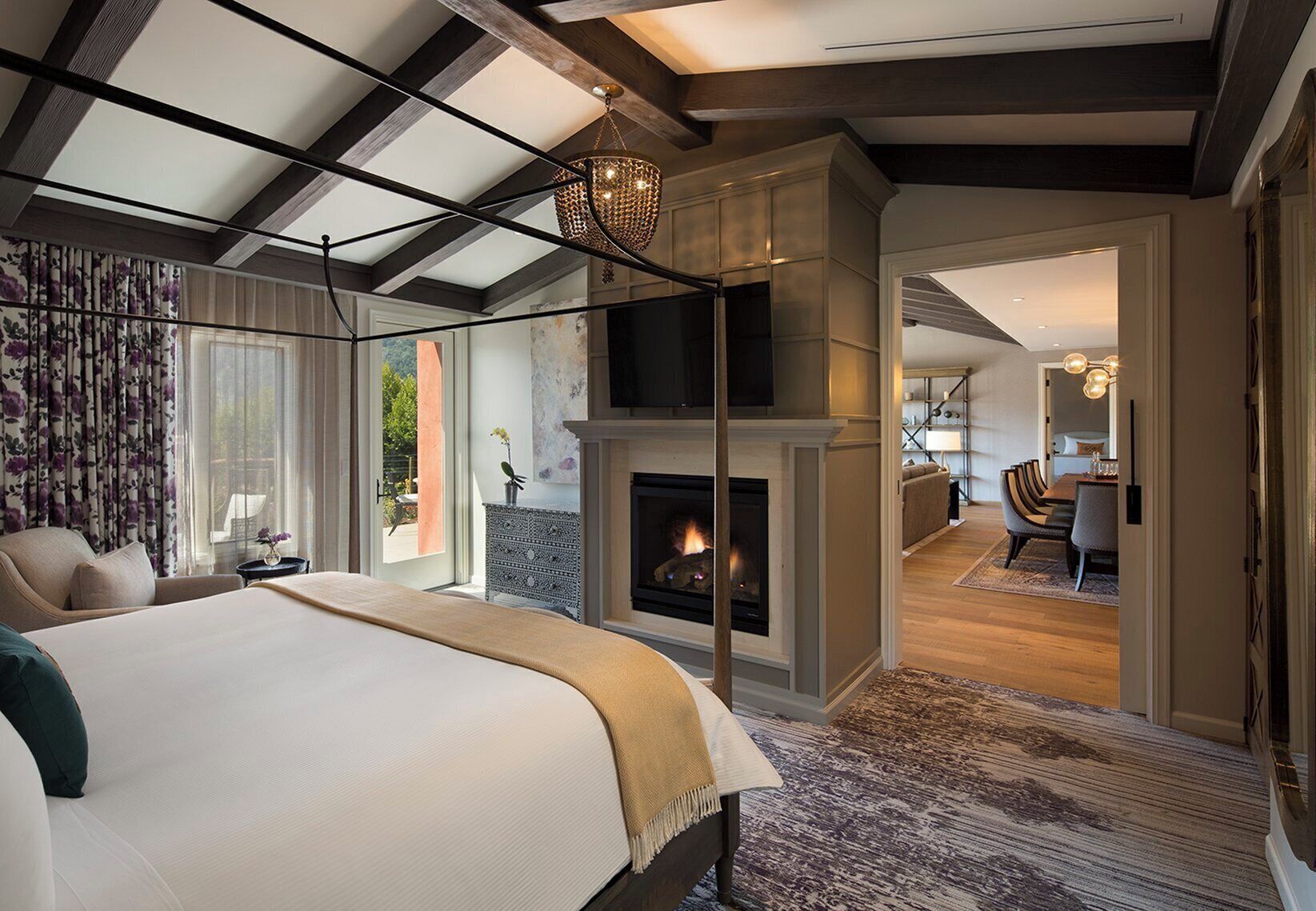 egyptian cotton sheets, premium bedding, down duvets, pillow-top beds