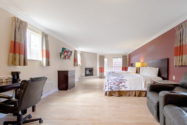 Suite, Non Smoking, Jetted Tub (2 King Beds) | Desk, blackout curtains, iron/ironing board, free cots/infant beds