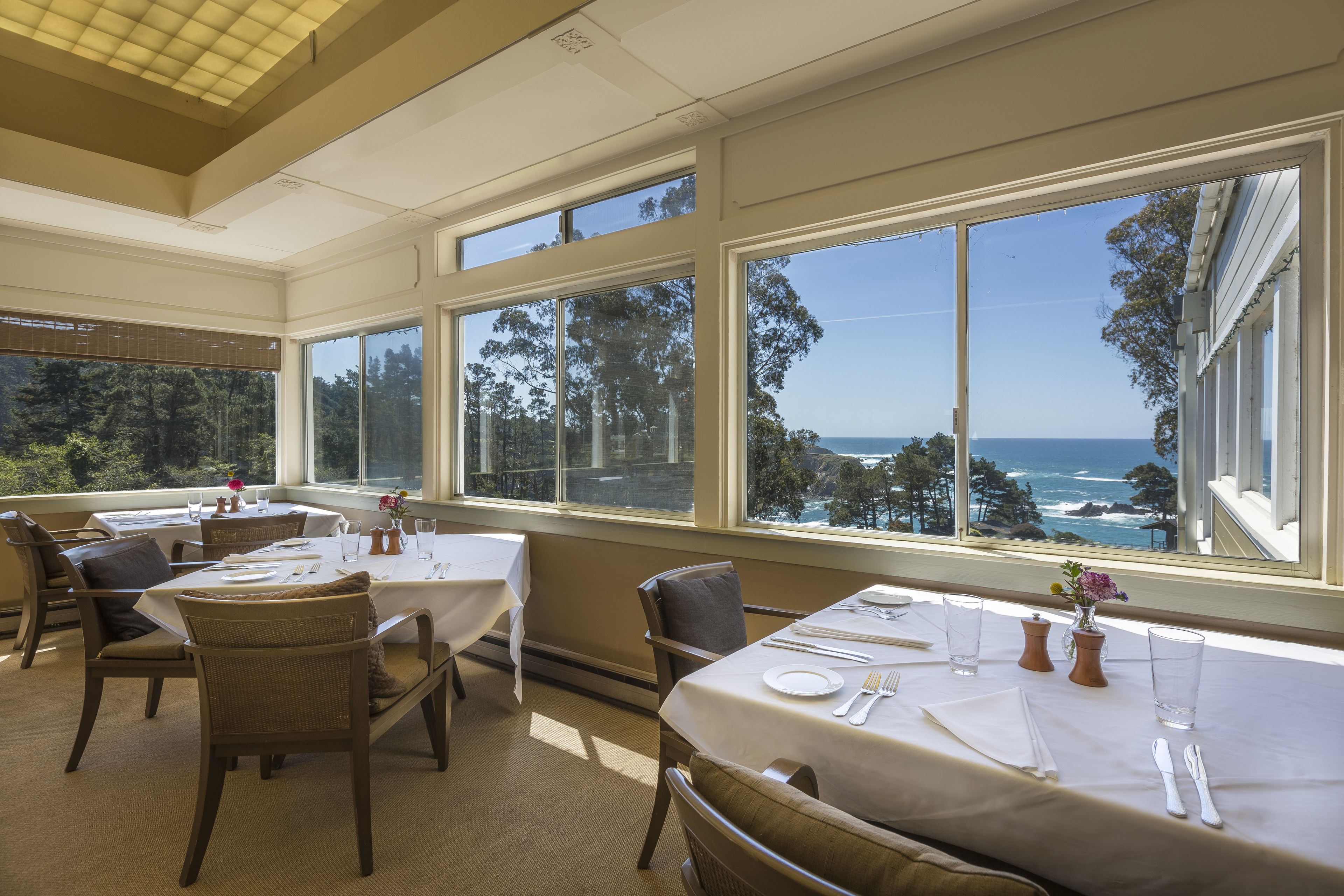 breakfast served, sea views