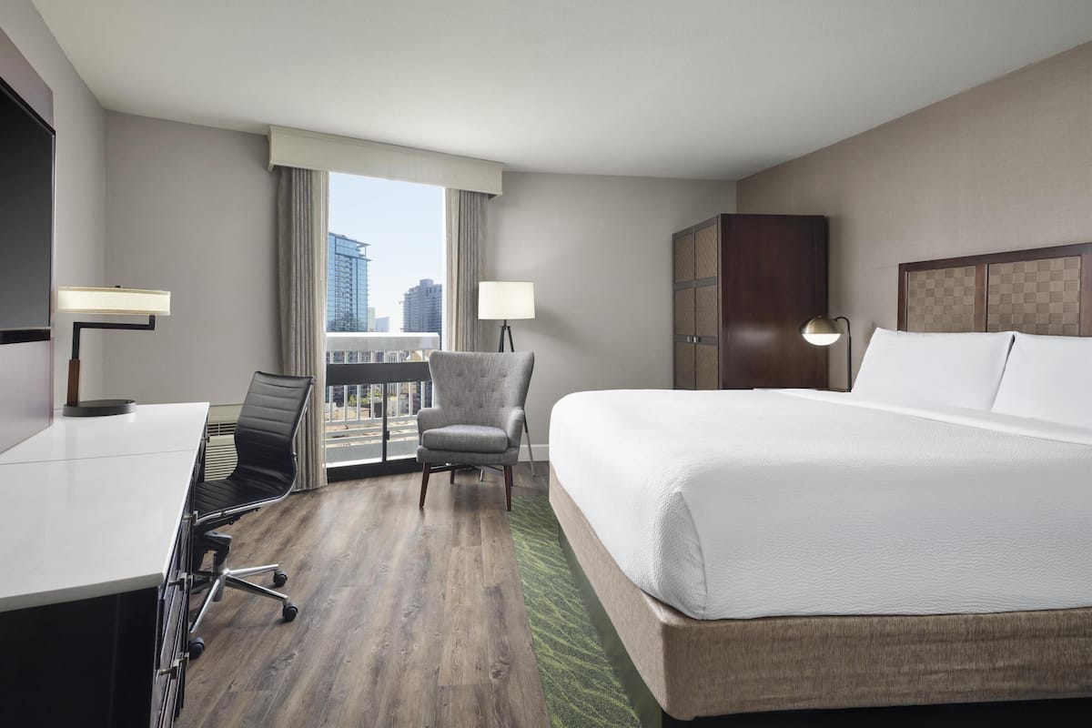 1 bedroom, premium bedding, pillowtop beds, in-room safe
