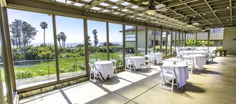 The Pierpont Inn