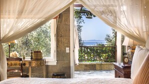 Premium bedding, in-room safe, blackout drapes, iron/ironing board - San Ysidro Ranch (Santa Barbara)