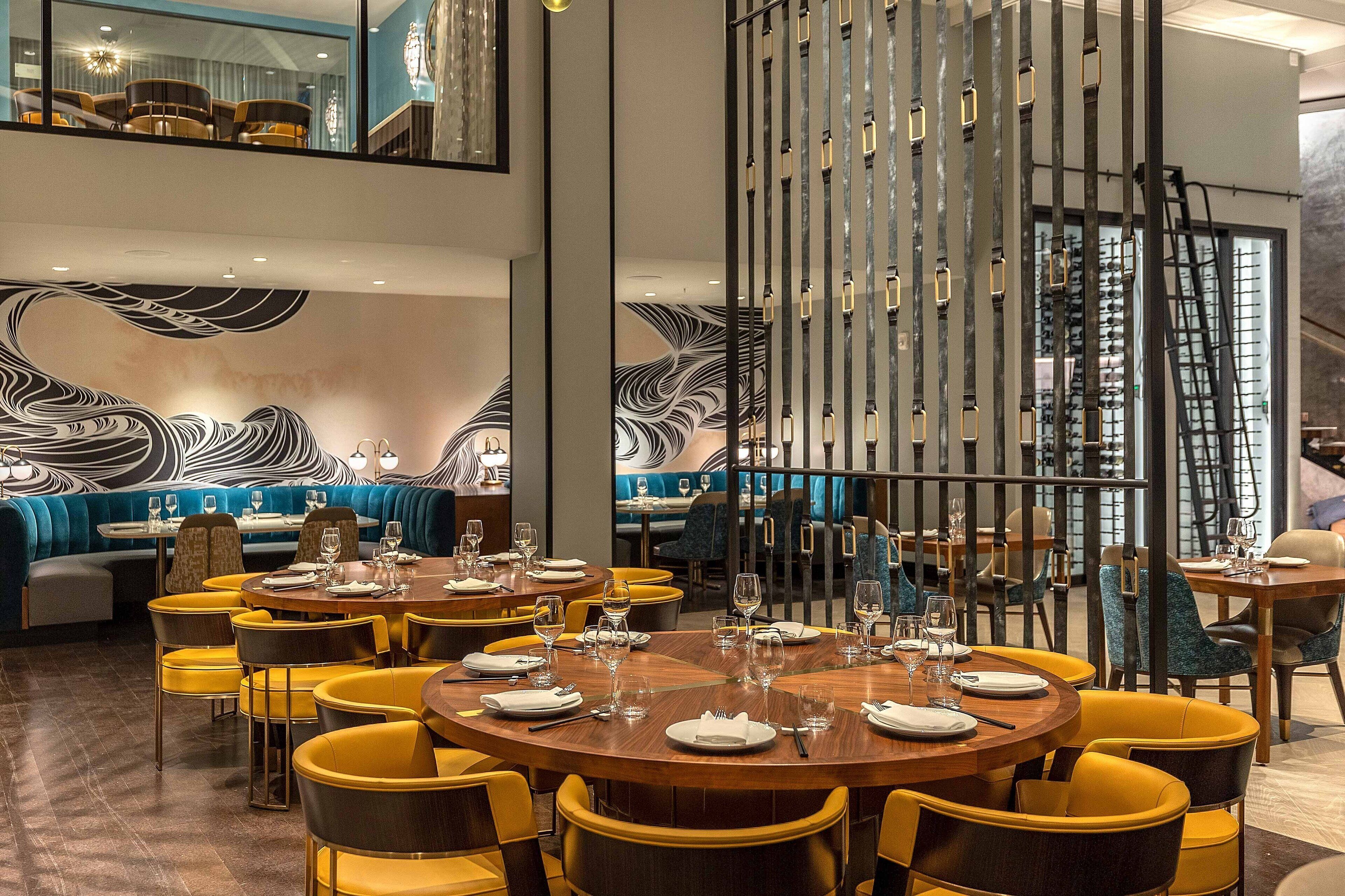 breakfast, lunch, dinner served; american cuisine