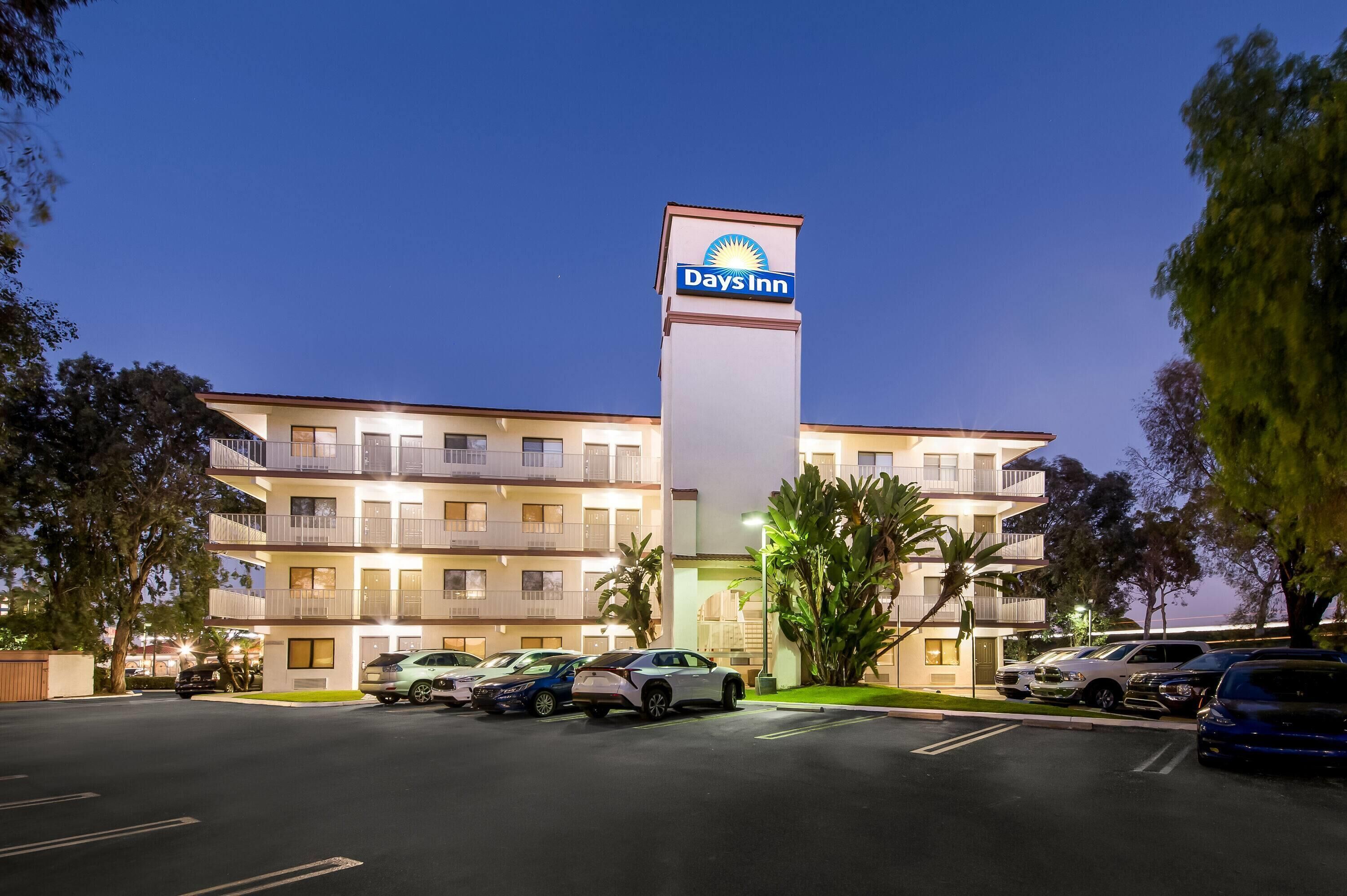 Foto - Days Inn by Wyndham Buena Park