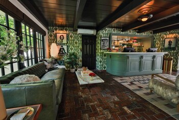 Reception area at Villa Royale