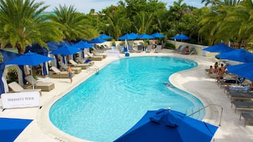 2 Außenpools, Cabañas (gegen Gebühr), Sonnenschirme