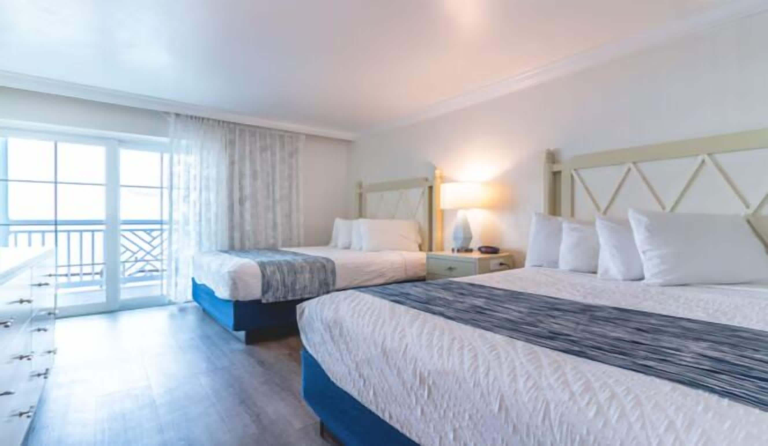 1 Bedroom Bayview Suite (2 Queens and Sofa Bed) | Premium bedding, pillow-top beds, in-room safe, blackout curtains