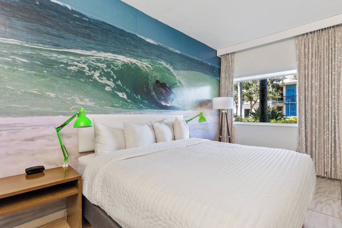 Premium bedding, down comforters, pillowtop beds, in-room safe