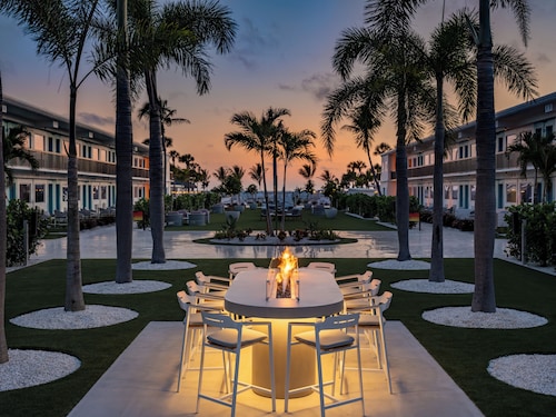 The Luce, St. Pete Beach, a Tribute Portfolio Hotel