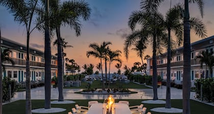 The Luce, St. Pete Beach, a Tribute Portfolio Hotel