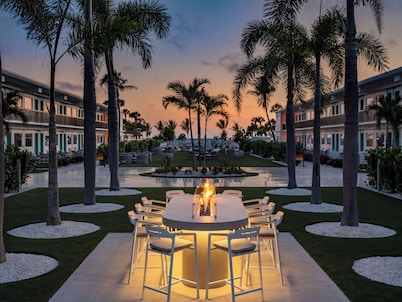 The Luce, St. Pete Beach, a Tribute Portfolio Hotel
