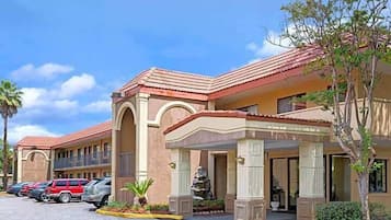 Bagian depan properti