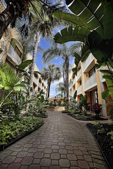 Courtyard at Westgate Towers Resort