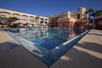 Pool (outdoor) at Westgate Towers Resort