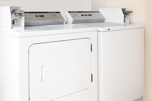 Property amenity - Super 8 by Wyndham Brunswick/St Simons Island Area (Brunswick)