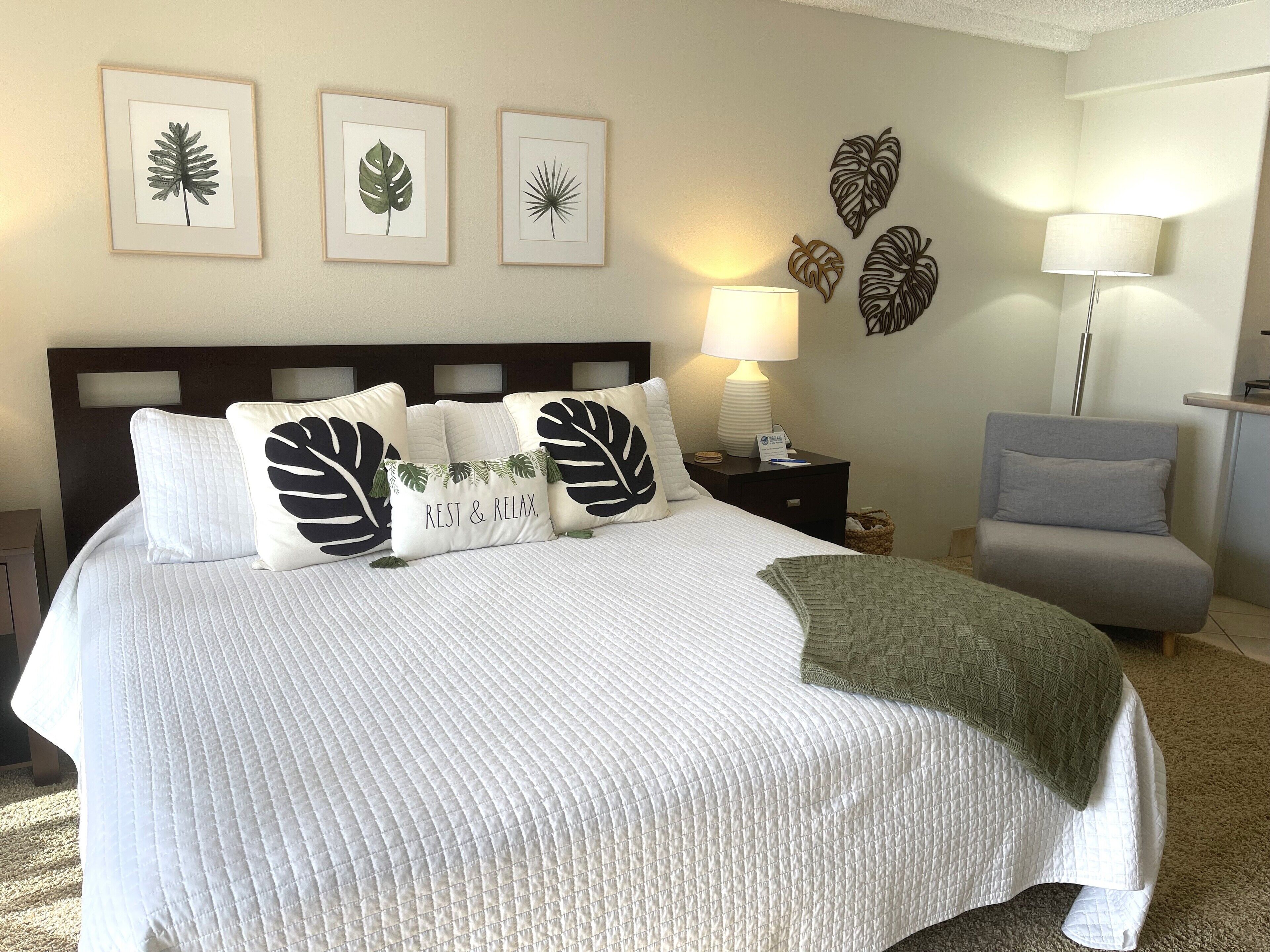 객실 내 금고, 각각 다른 스타일의 인테리어, 각각 다르게 가구 비치, 다리미/다리미판