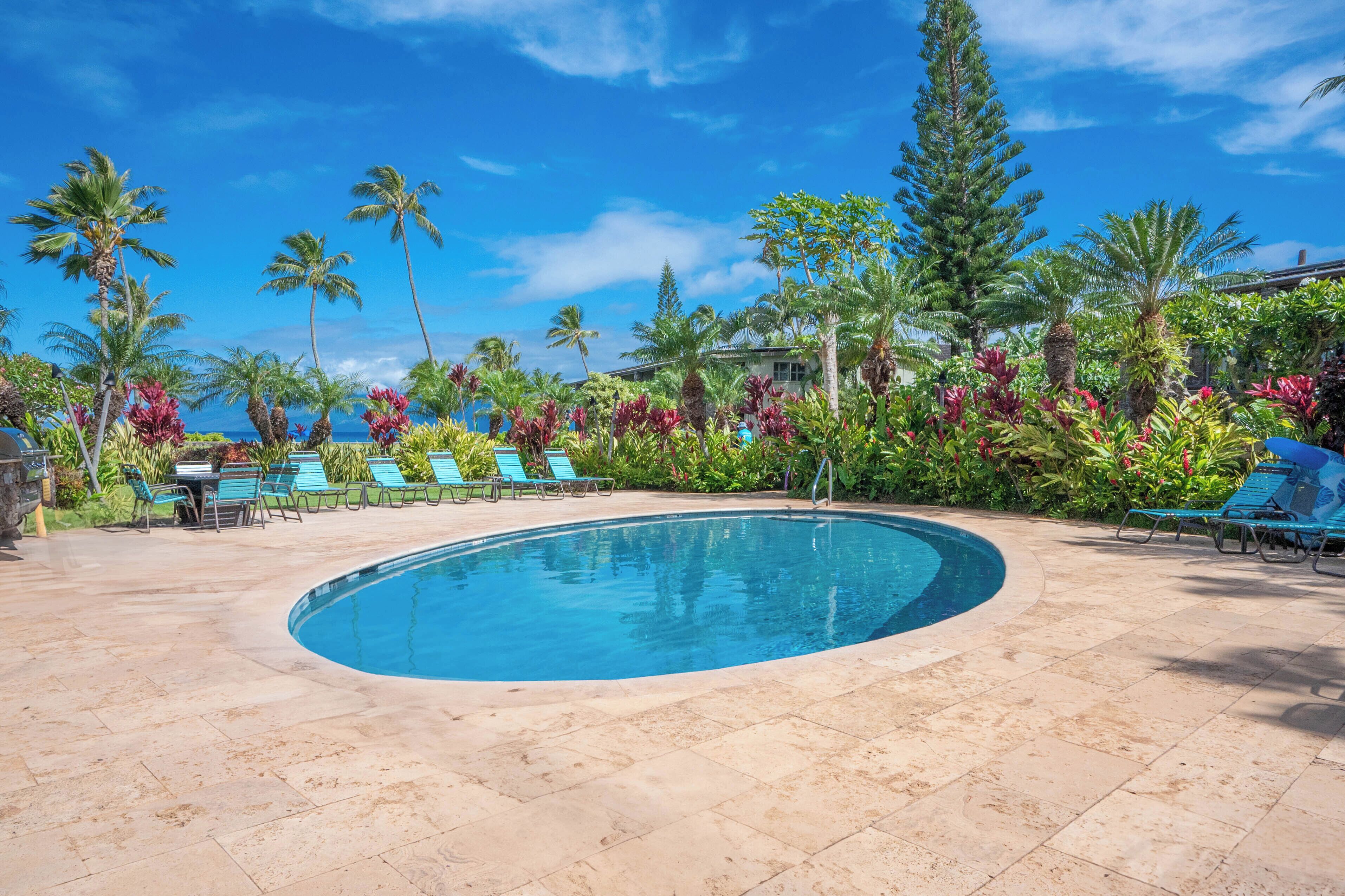 Außenpool, Liegestühle