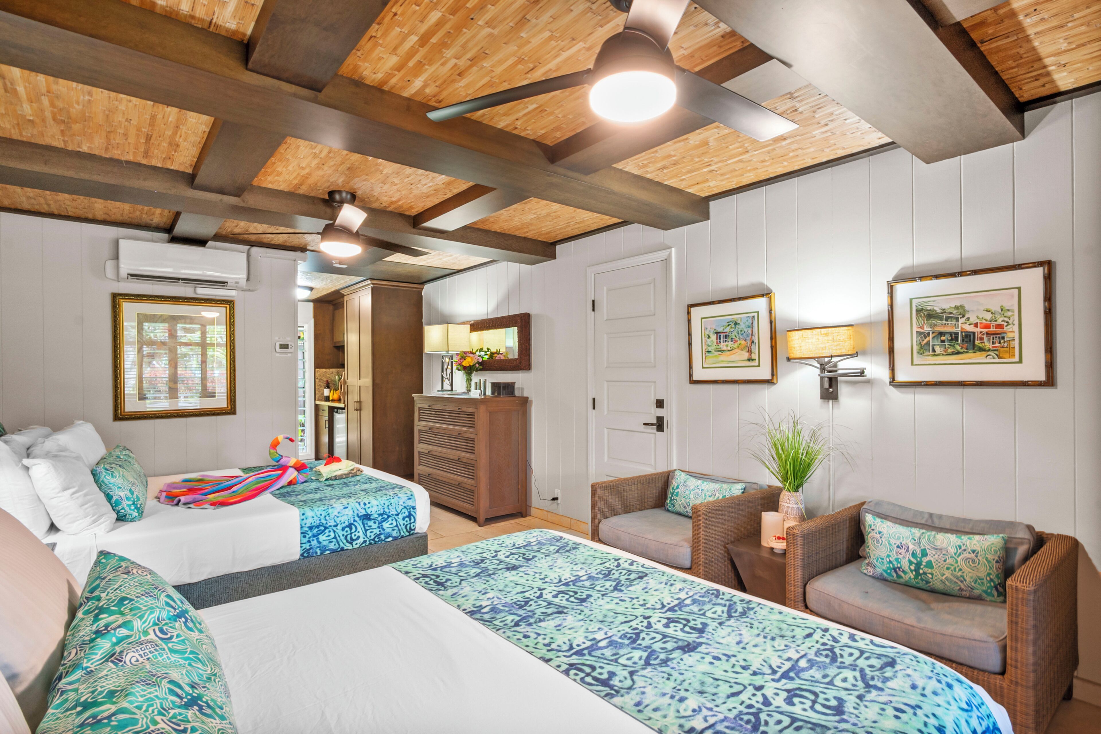 Room, 2 Queen Beds, Pool View | Desk, free WiFi, bed sheets