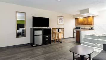 Suite, 1 King Bed with Sofa bed, Non Smoking (Efficiency, Upgrade)