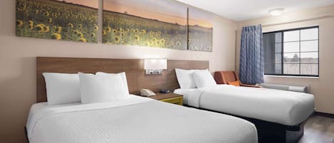 Chambre Double, 2 lits doubles | Coffres-forts dans les chambres, bureau, lits bébé (gratuits)