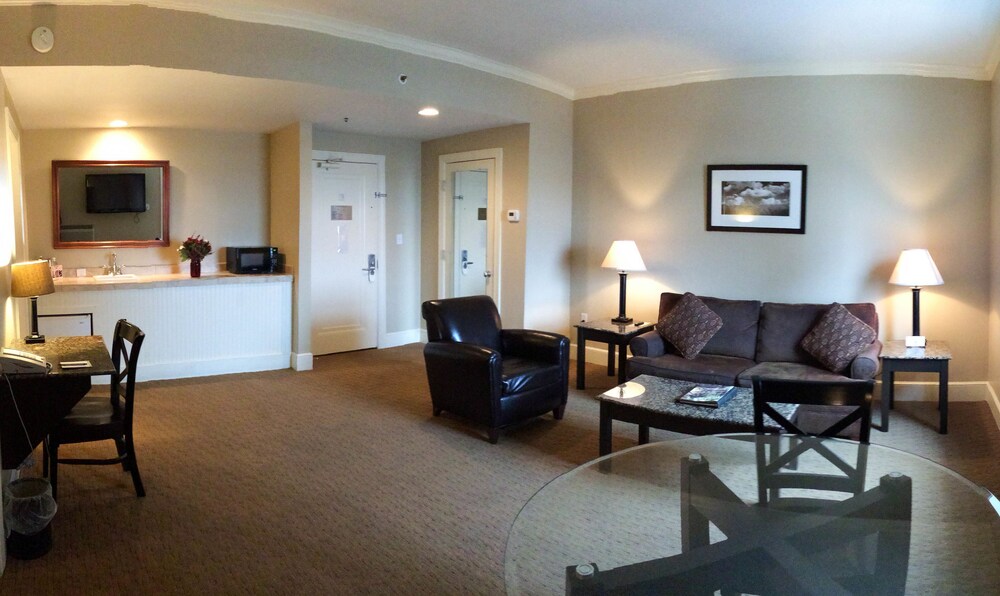 Eldridge Hotel by null