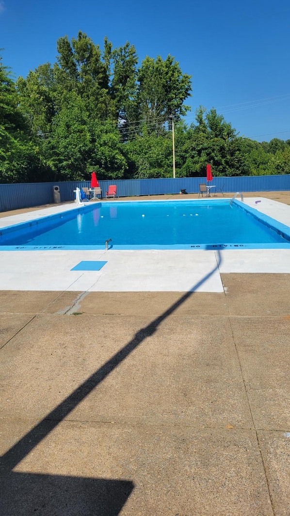 Piscina stagionale all'aperto