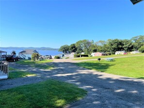 Deluxe Cottage, 2 Queen Beds, Kitchenette, Ocean View | Balcony view