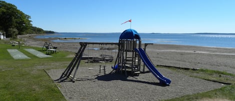 Children's play area - outdoor