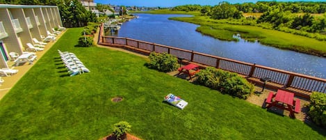 Sun deck