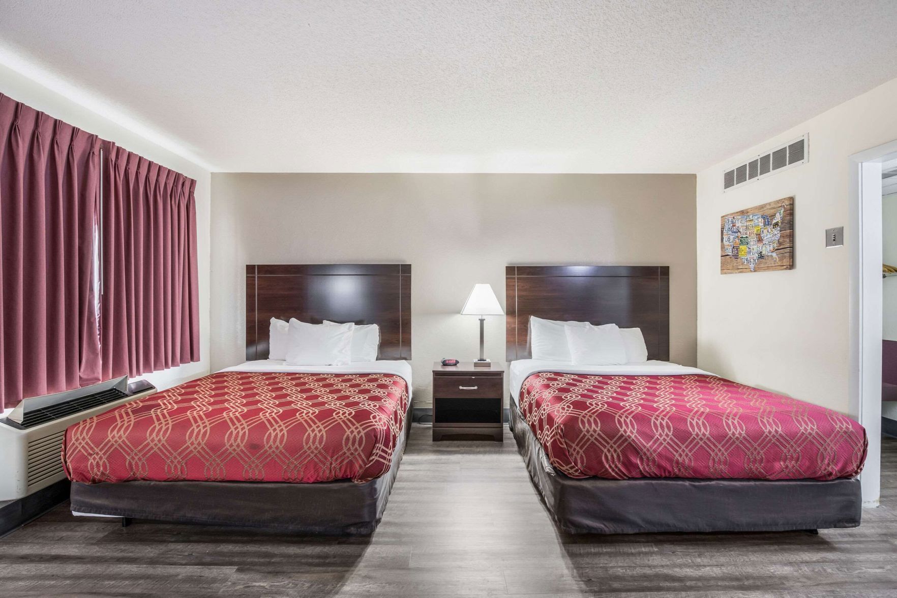 Free cribs/infant beds, rollaway beds, free WiFi, bed sheets